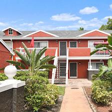 Lake Azzure Apartments