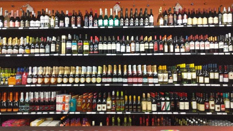 Bulls Liquor II