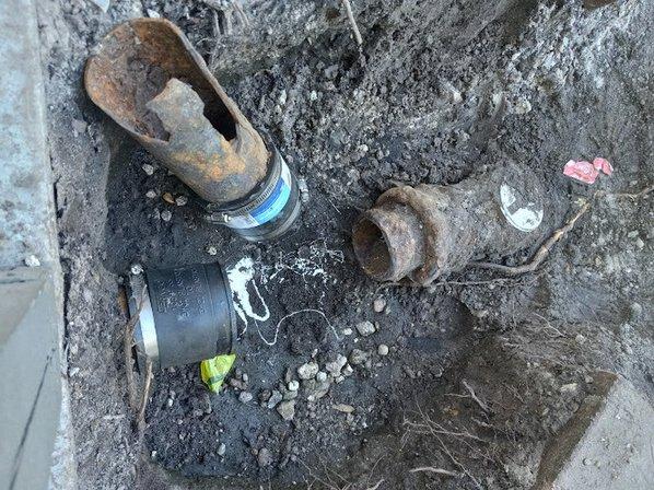 Ypoxi | Pipe Lining, Hydro Jetting & Cast Iron Restoration