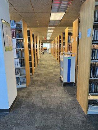 Nelson Poynter Memorial Library
