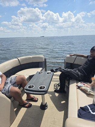 Freedom Boat Club - Alafia River: Jerry's Dockside Bar & Grill