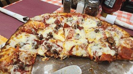 PINELLAS PIZZERIA
