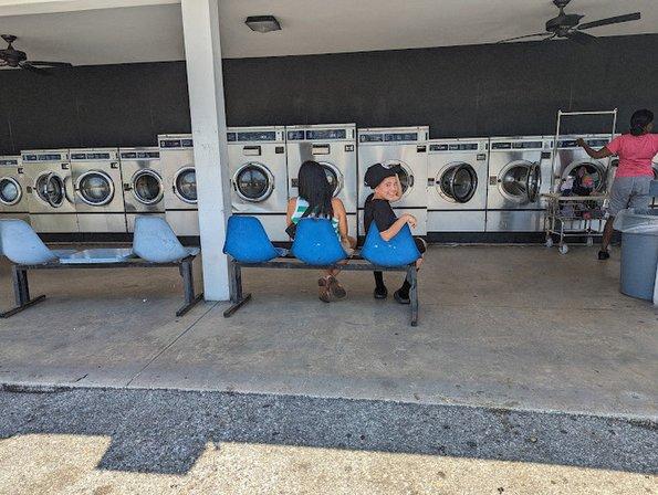 Weswtside Laundry Mat