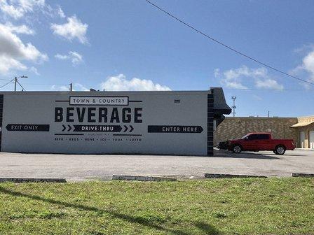 Beer & Beverage-Town N Country