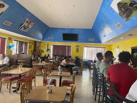 Pulgarcito 503 Restaurant and Bar