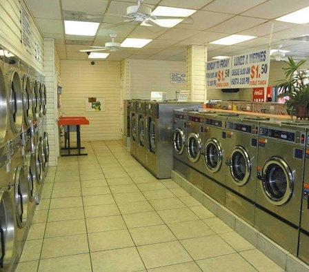 Gator Wash Laundromat
