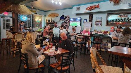 Wahoos Bayside Pub and Grill