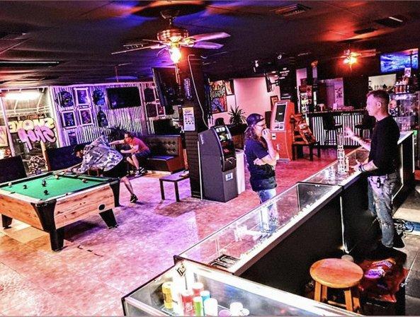 SPARK 8 Smoke Shop & Hookah Lounge
