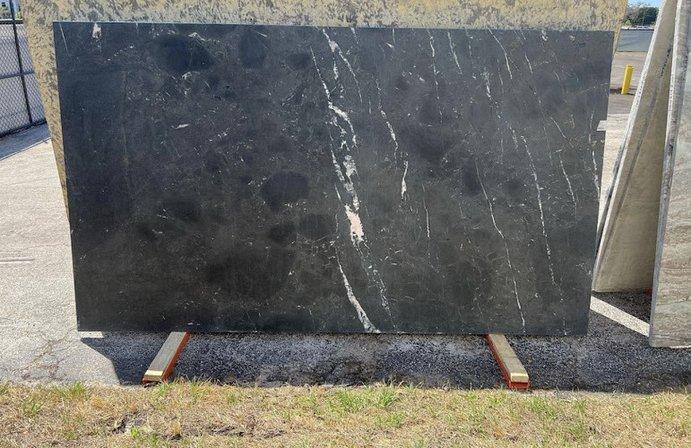 OO wholesale granite and cabinets