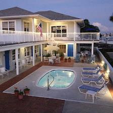 Beachouse Inn & Suites