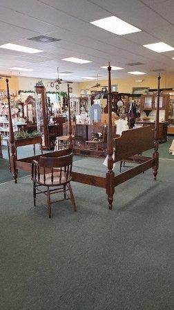 American Eagle Antique Mall