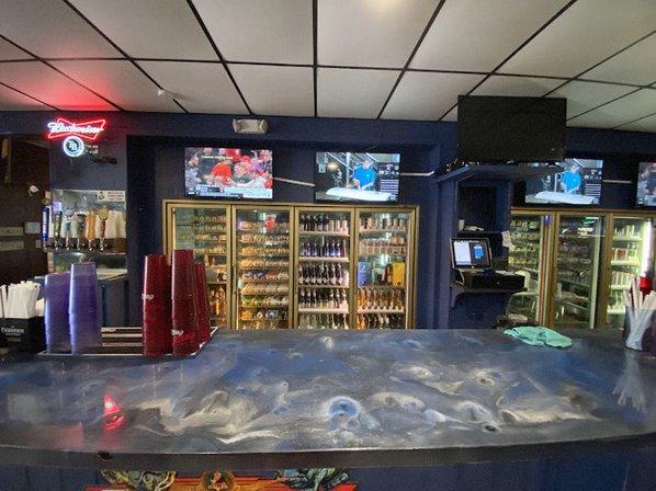 San Ann Liquor & Lounge