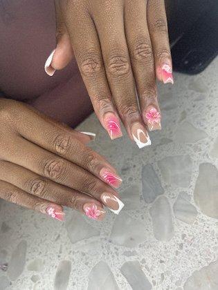 Lavender Spa & Nails