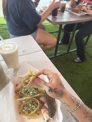 Taqueria El Victor 2