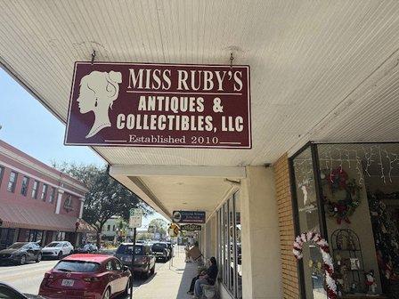 Miss Ruby's Antique & Collectibles