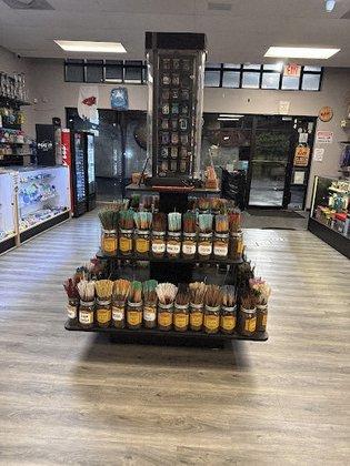 Vapor & Pipes smoke shop