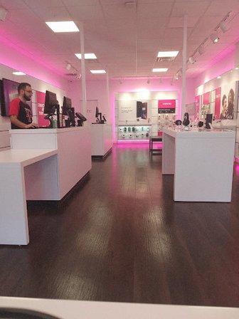 T-Mobile Authorized Retailer