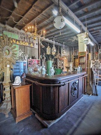 Schiller's Architectural and Design Salvage