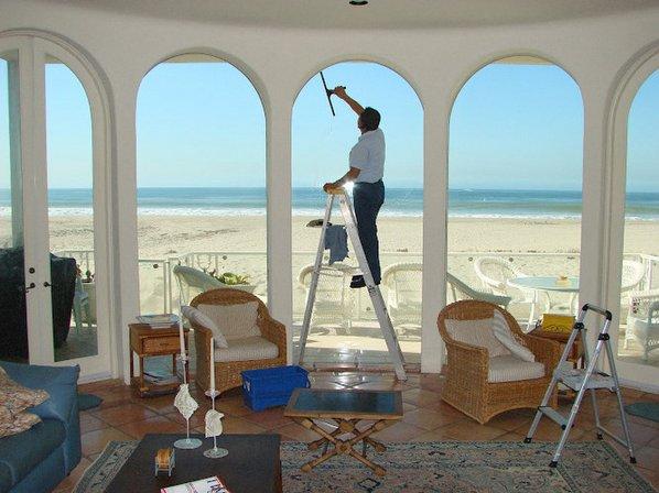 No Streaking Professional Window Washing