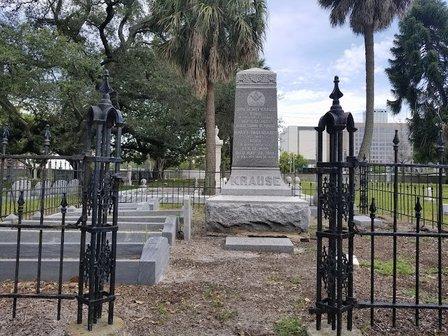 Oaklawn Cemetery