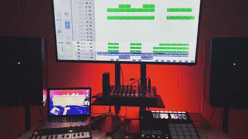 Highzins Records LLC
