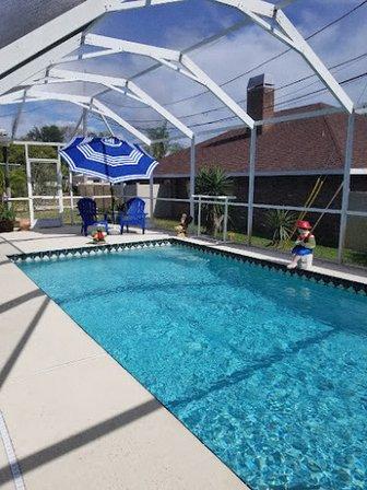 Sun's Out Swim School