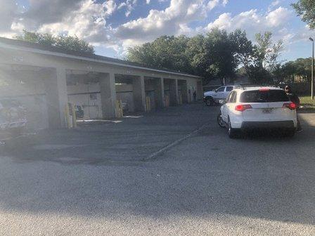 Hand car wash