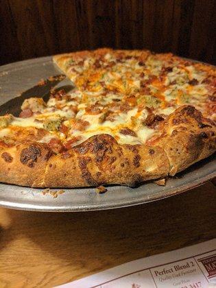 Monty's Pizzeria