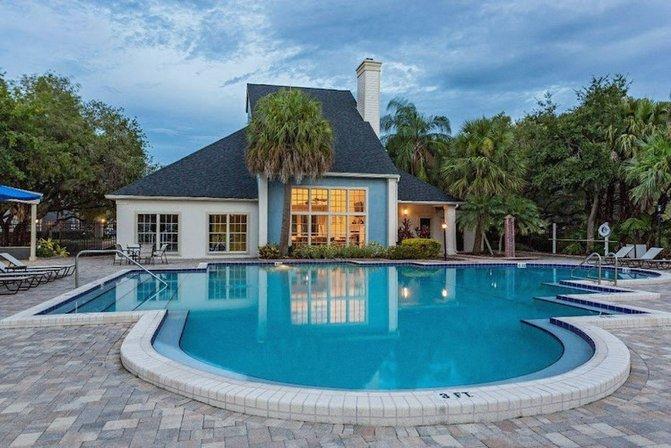 Bay Crossing Apartments