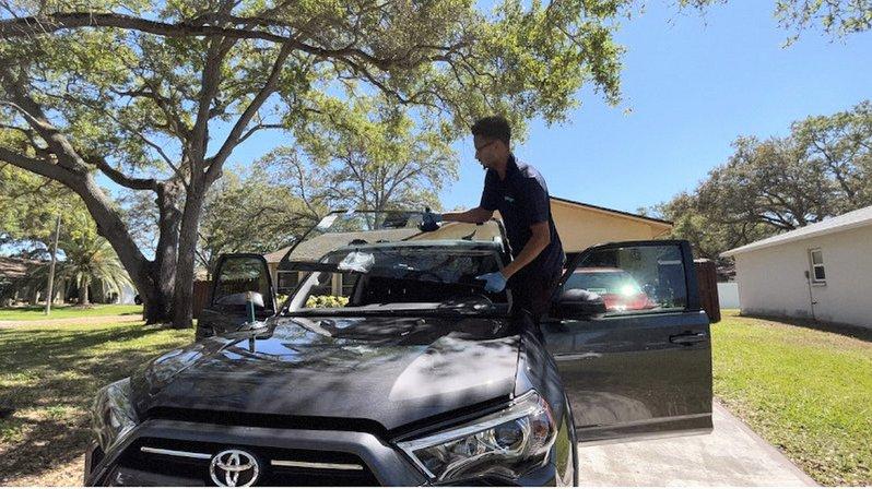 Florida's Finest Auto Glass LLC