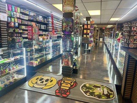 SHARKS SMOKE SHOP