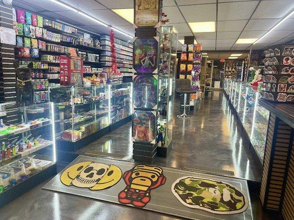 SHARKS SMOKE SHOP