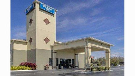 Rodeway Inn Wesley Chapel