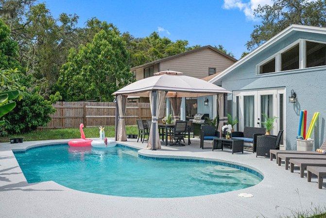 JayStays Vacation & Corporate Rentals