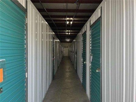 Extra Space Storage