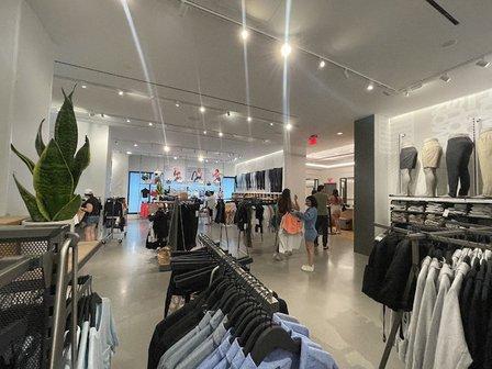 Lululemon