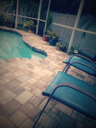Hang Loose Pressure Washing