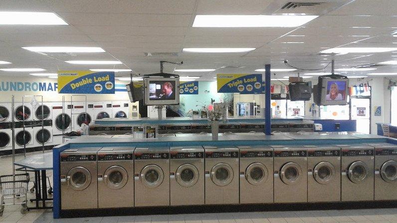 Laundromart On Bearss