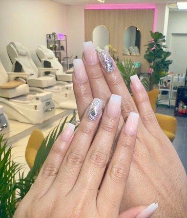 Sago Nails