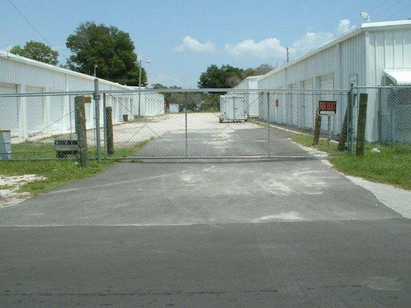 Largo 4th St Storage