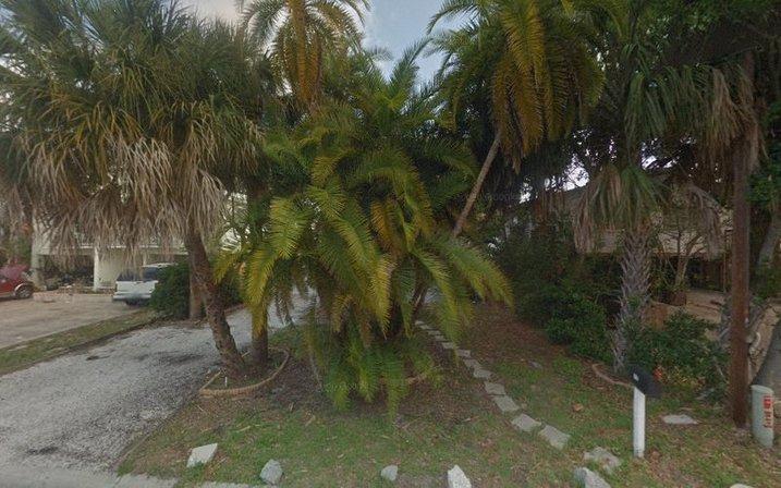 Beach Getaway, 5 br Rental Home