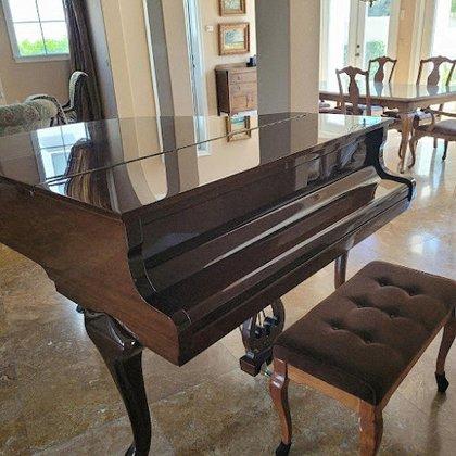 Dave's Piano Showroom