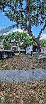 LEONES AND SON CRANE SERVICE