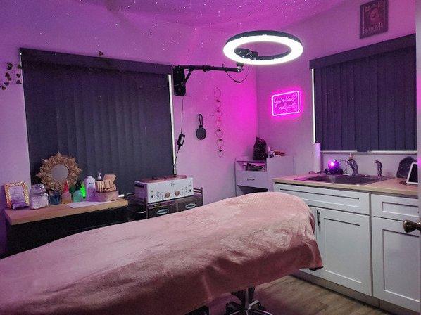 Full Moon Waxing Co.