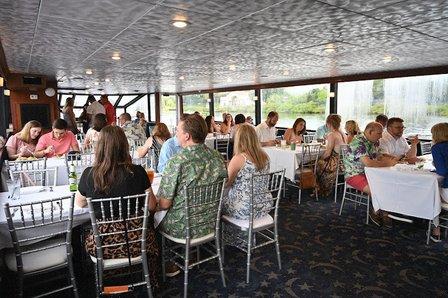 Yacht StarShip Cruises & Events