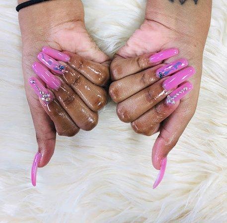 Tips and toes nail spa