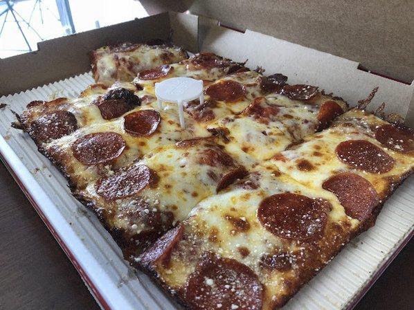 Jet's Pizza