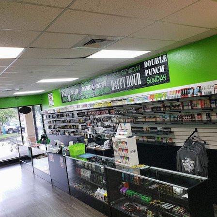CNR VAPORS LLC.
