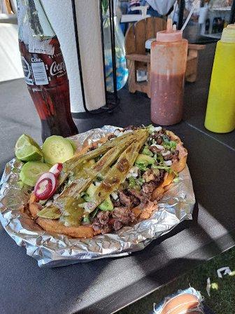Taqueria la tlayuda