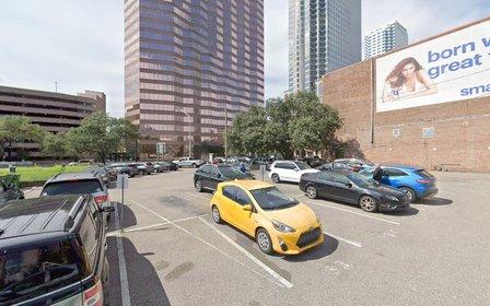 717 Parking L30
